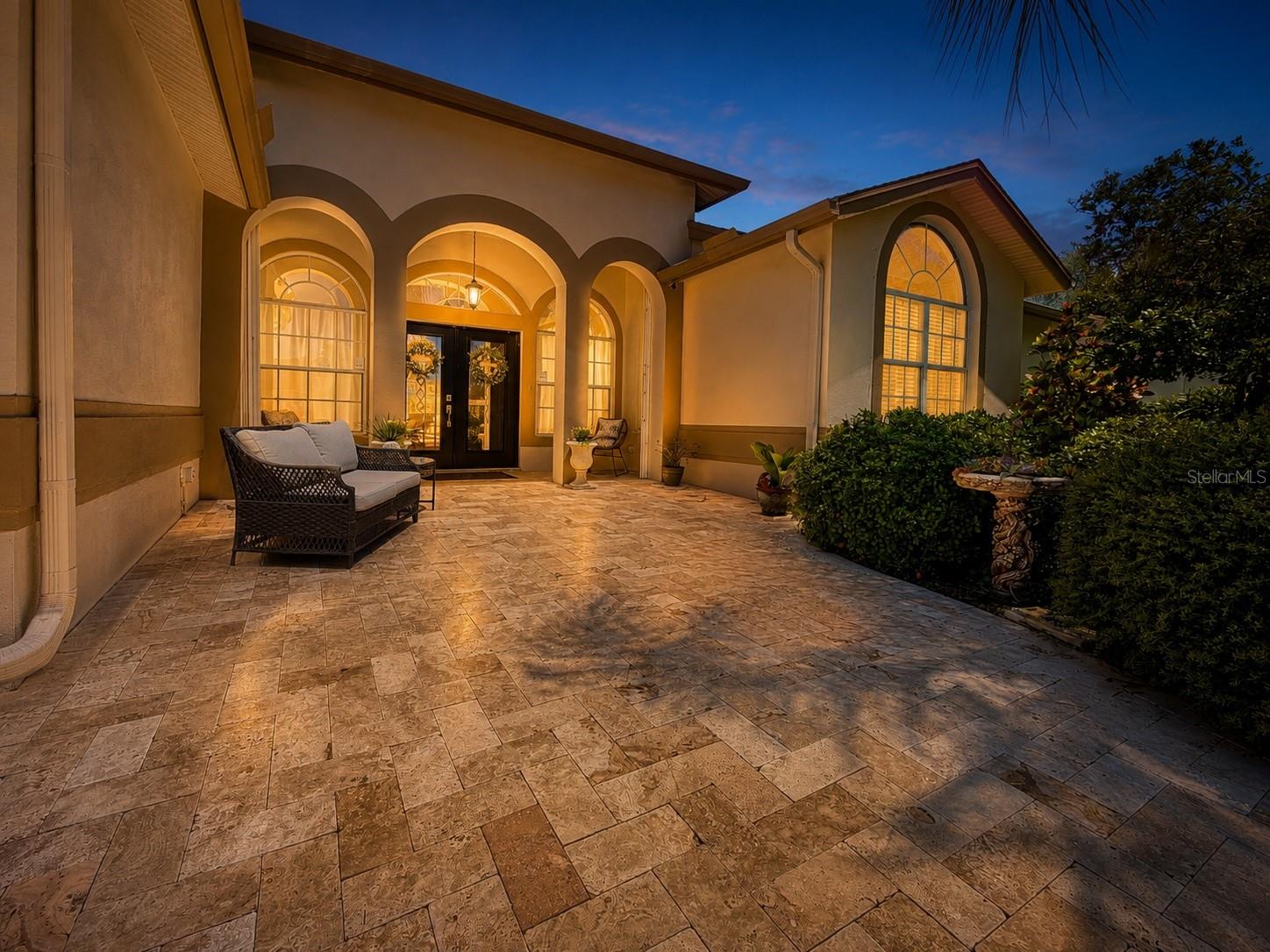 2093 Swan Ln, Palm Harbor, FL 34683 photo