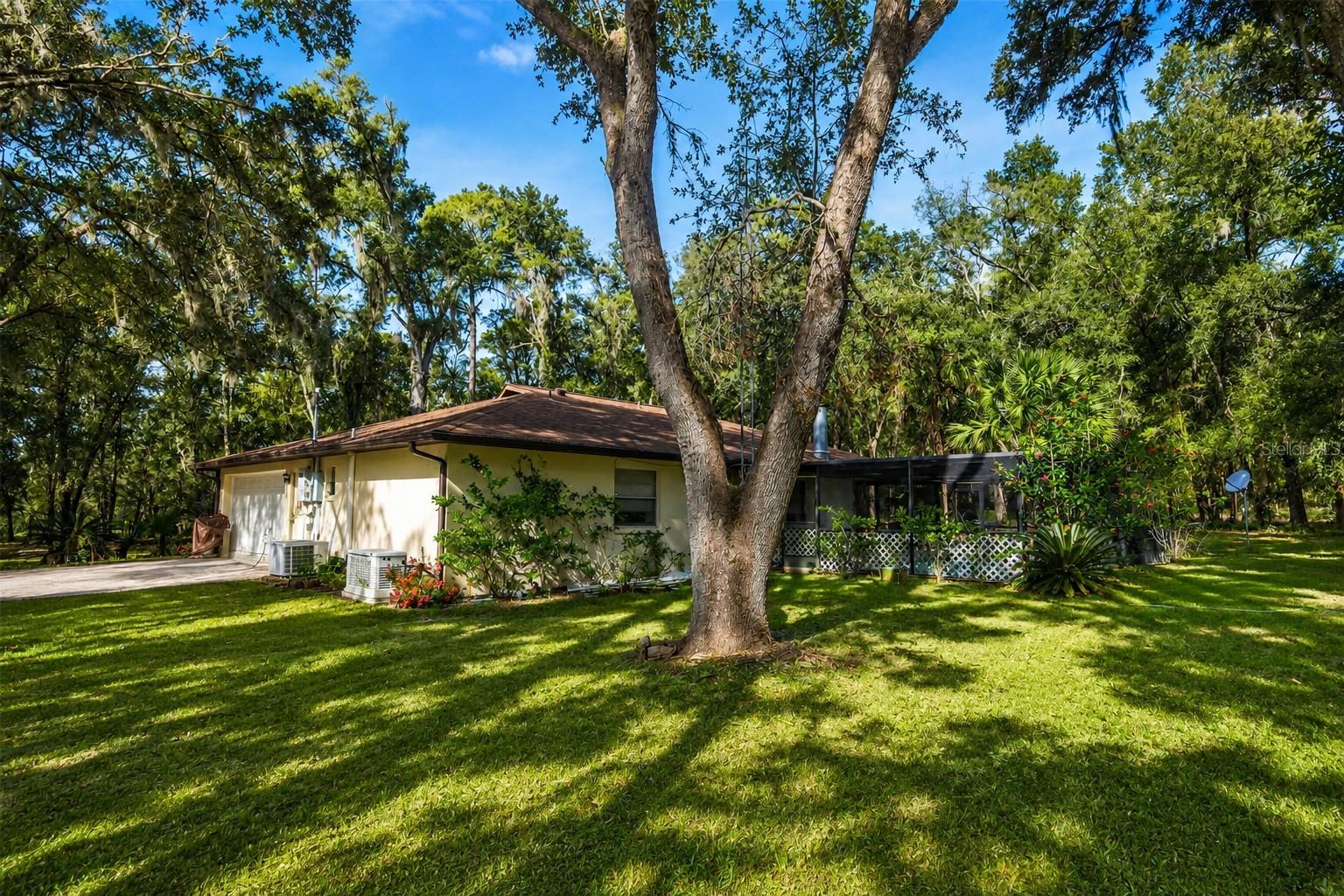 37600 Rolling Acres Rd, Lady Lake, FL 32159 photo