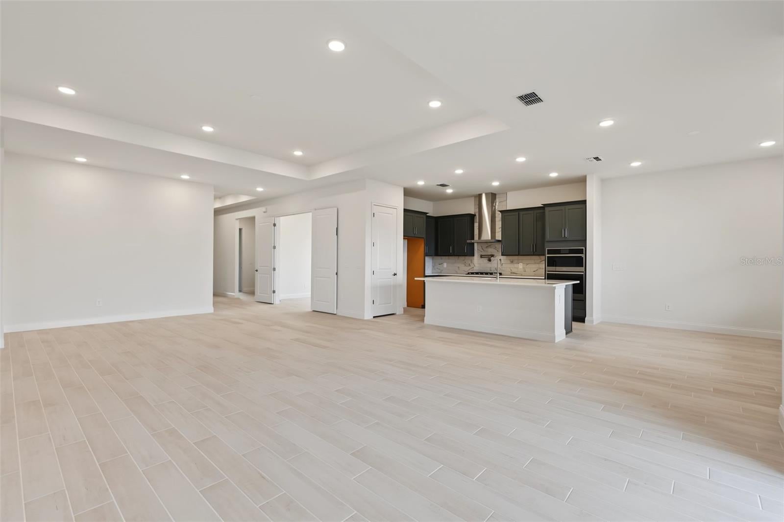 2302 Lone Tree Bnd, Zephyrhills, FL 33541 photo