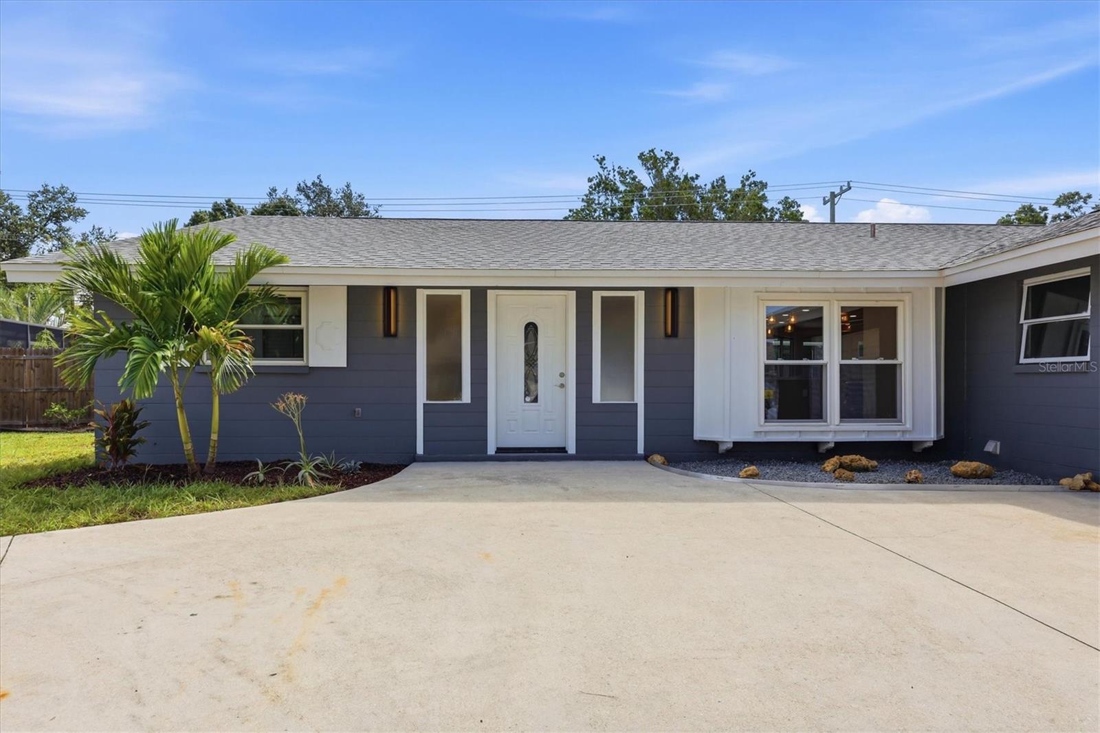 286 Mount Vernon Dr, Venice, FL 34293 photo