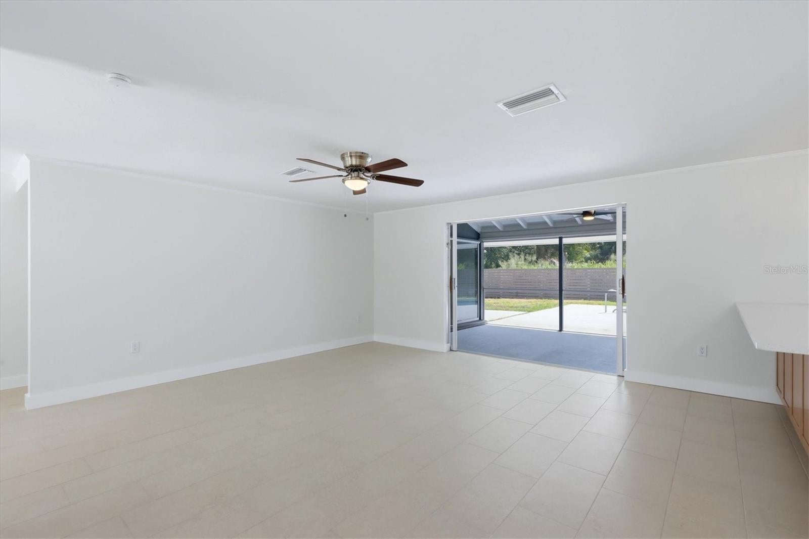 286 Mount Vernon Dr, Venice, FL 34293 photo
