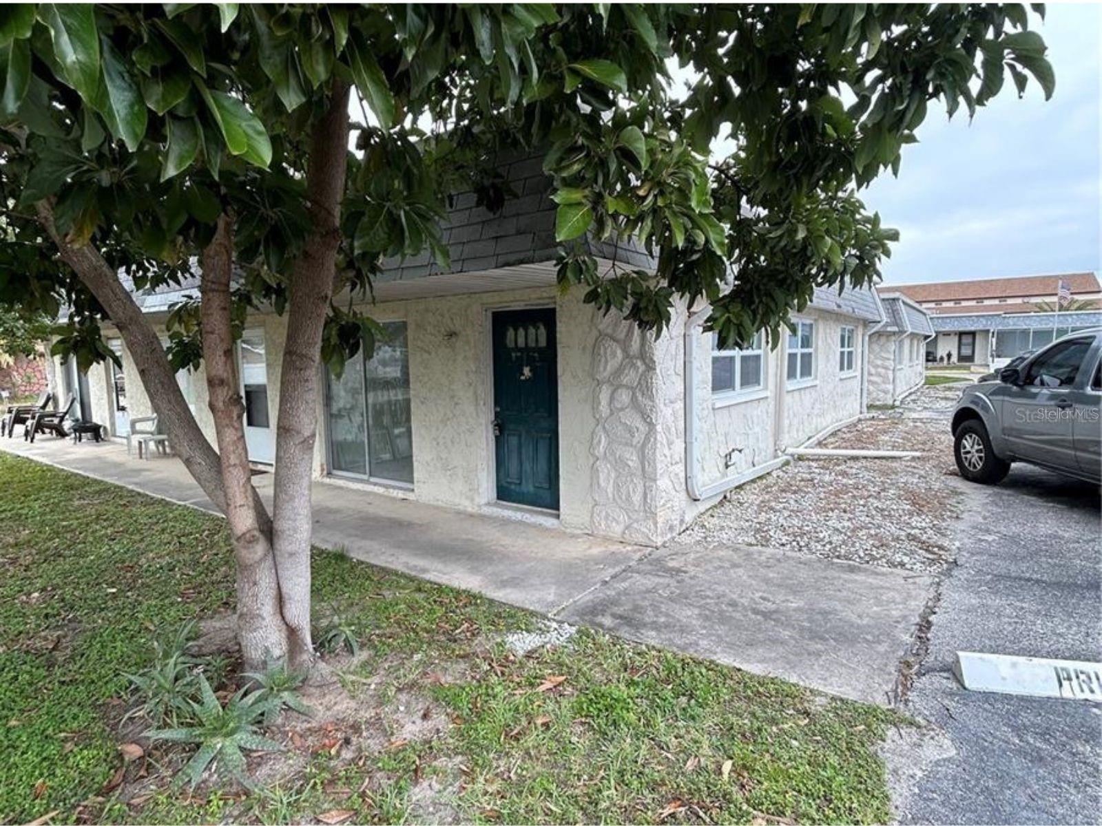 9820 Hidden Ln, Port Richey, FL 34668