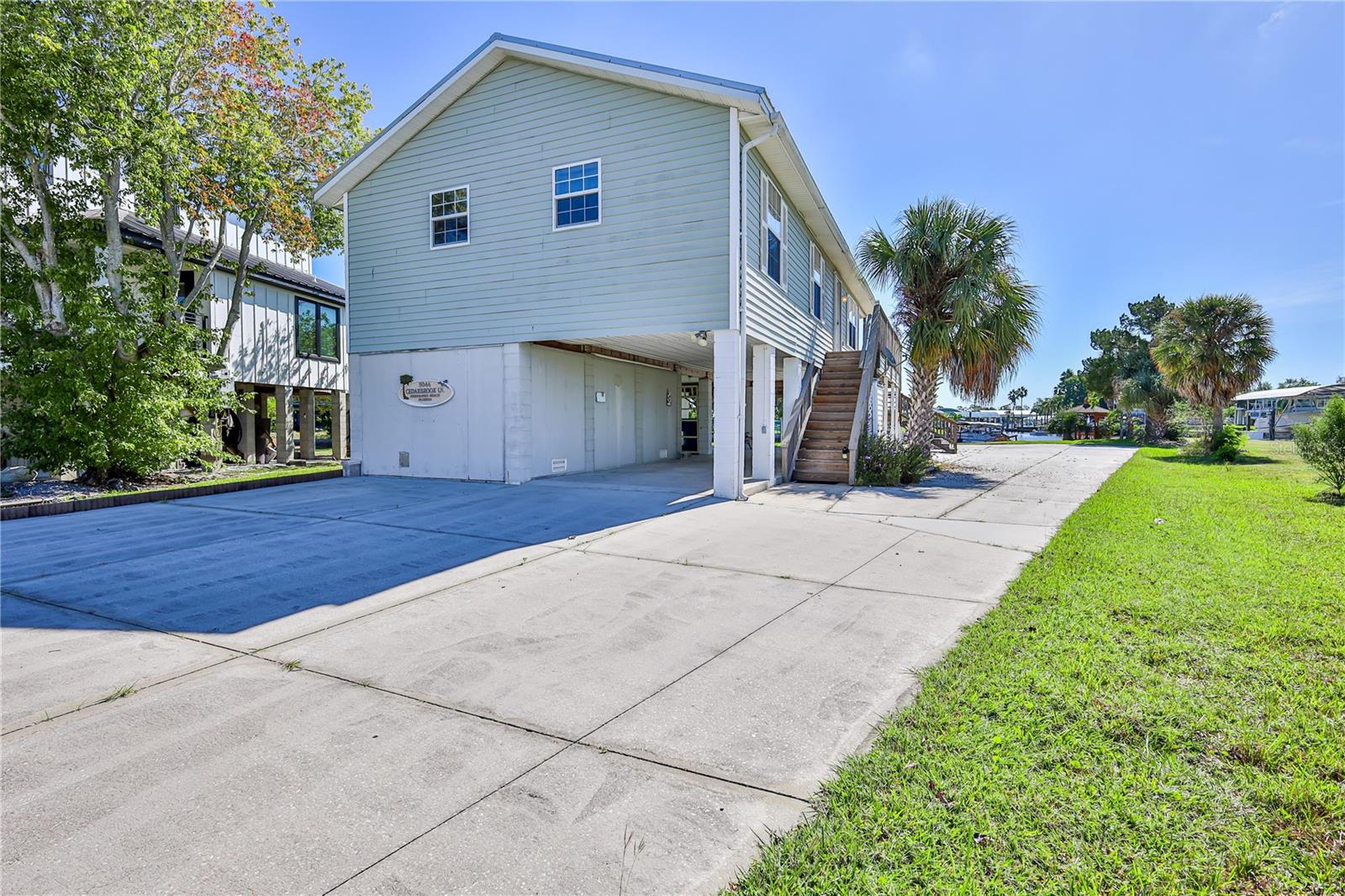 5046 Cedarbrook Ln, Hernando Beach, FL 34607 photo