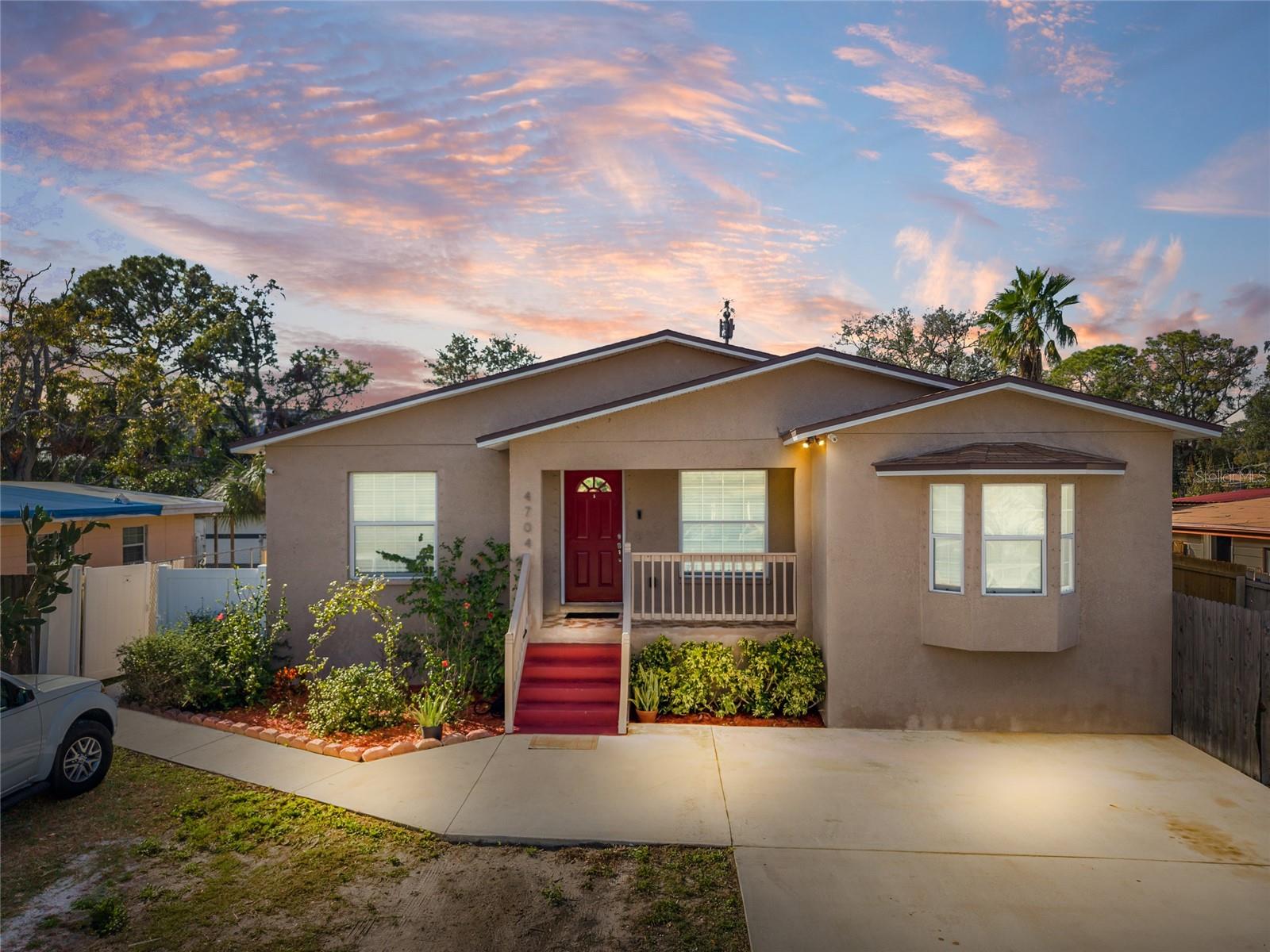 4704 Town North Country Blvd, Tampa, FL 33615 photo