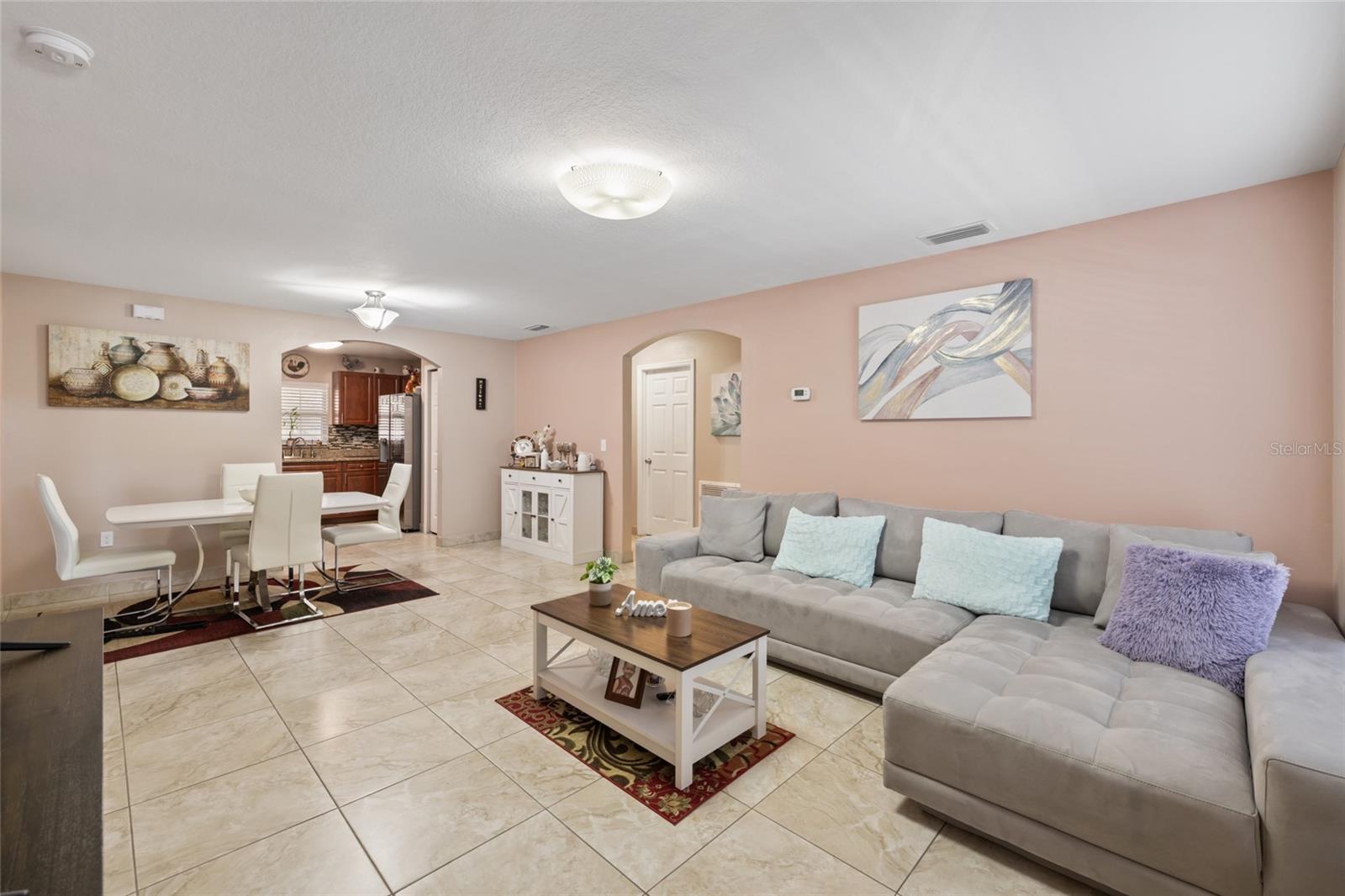 4704 Town North Country Blvd, Tampa, FL 33615 photo