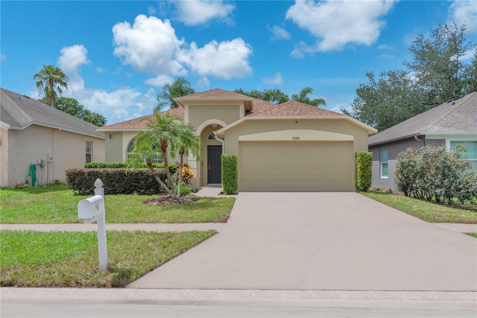 506 Greg St, Valrico, FL 33594