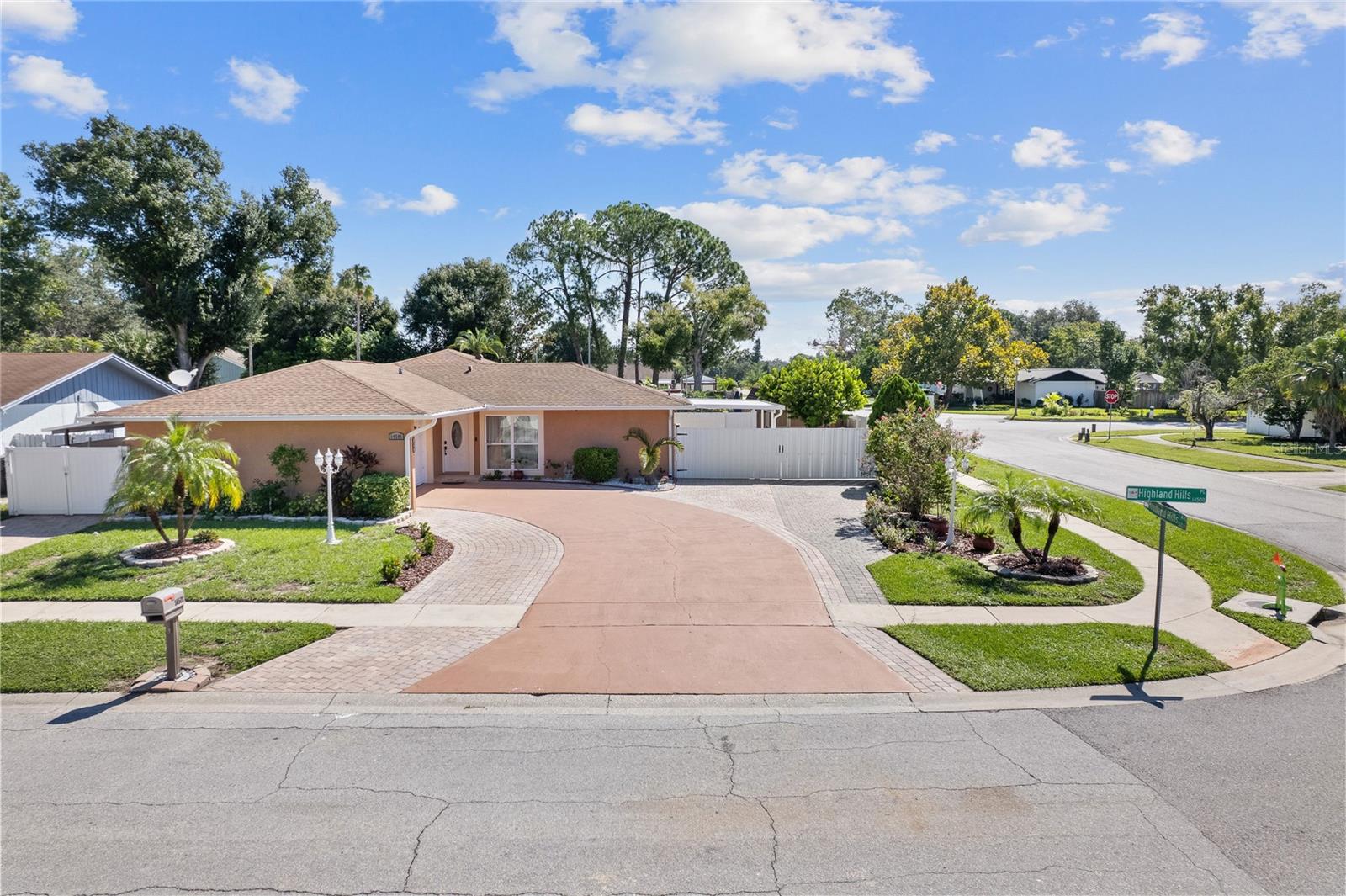 14501 Highland Hills Pl, Tampa, FL 33625