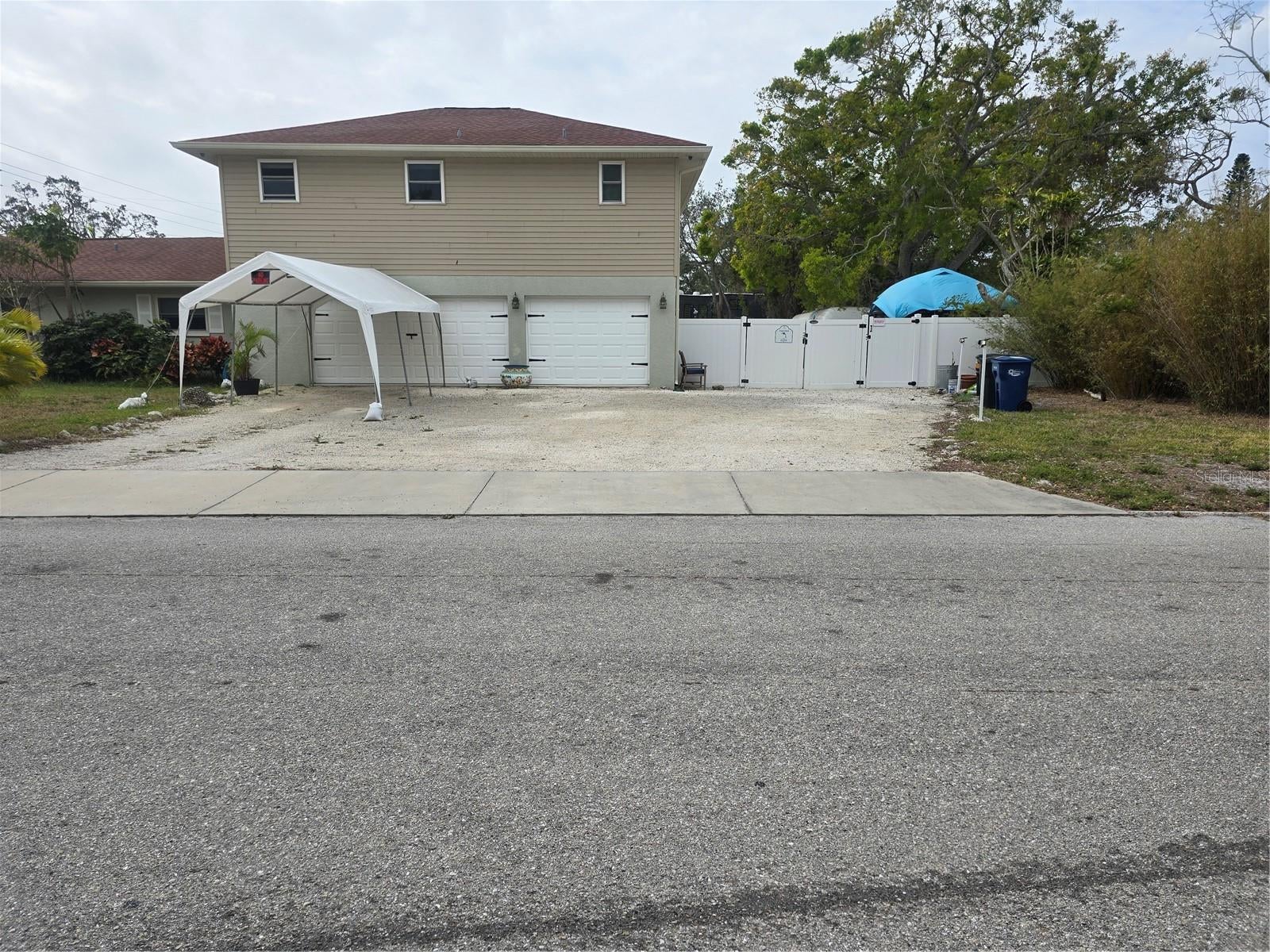 108 75 St, Bradenton, FL 34209