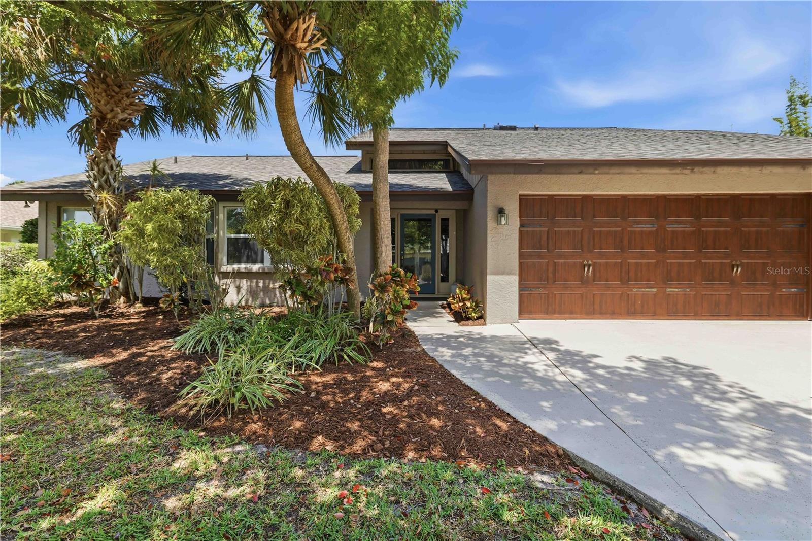3953 Prairie Dunes Dr, Sarasota, FL 34238 photo
