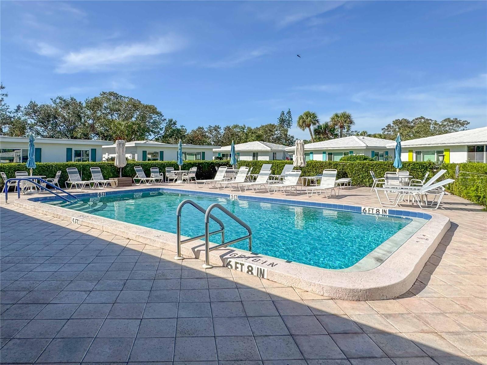 3915 Schwalbe Dr #128, Sarasota, FL 34235 photo