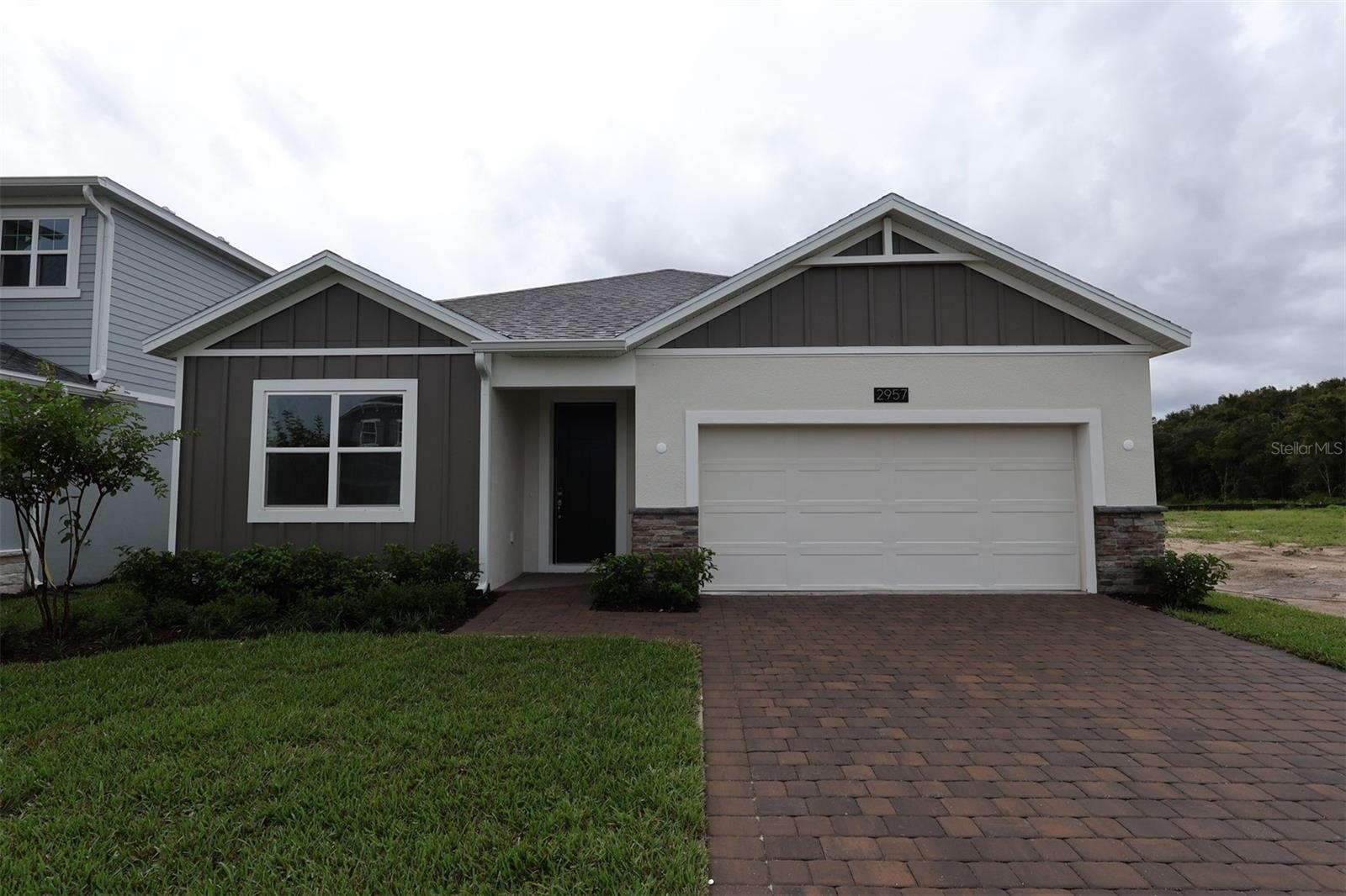 2957 Sweetgrass Ln, Zellwood, FL 32798
