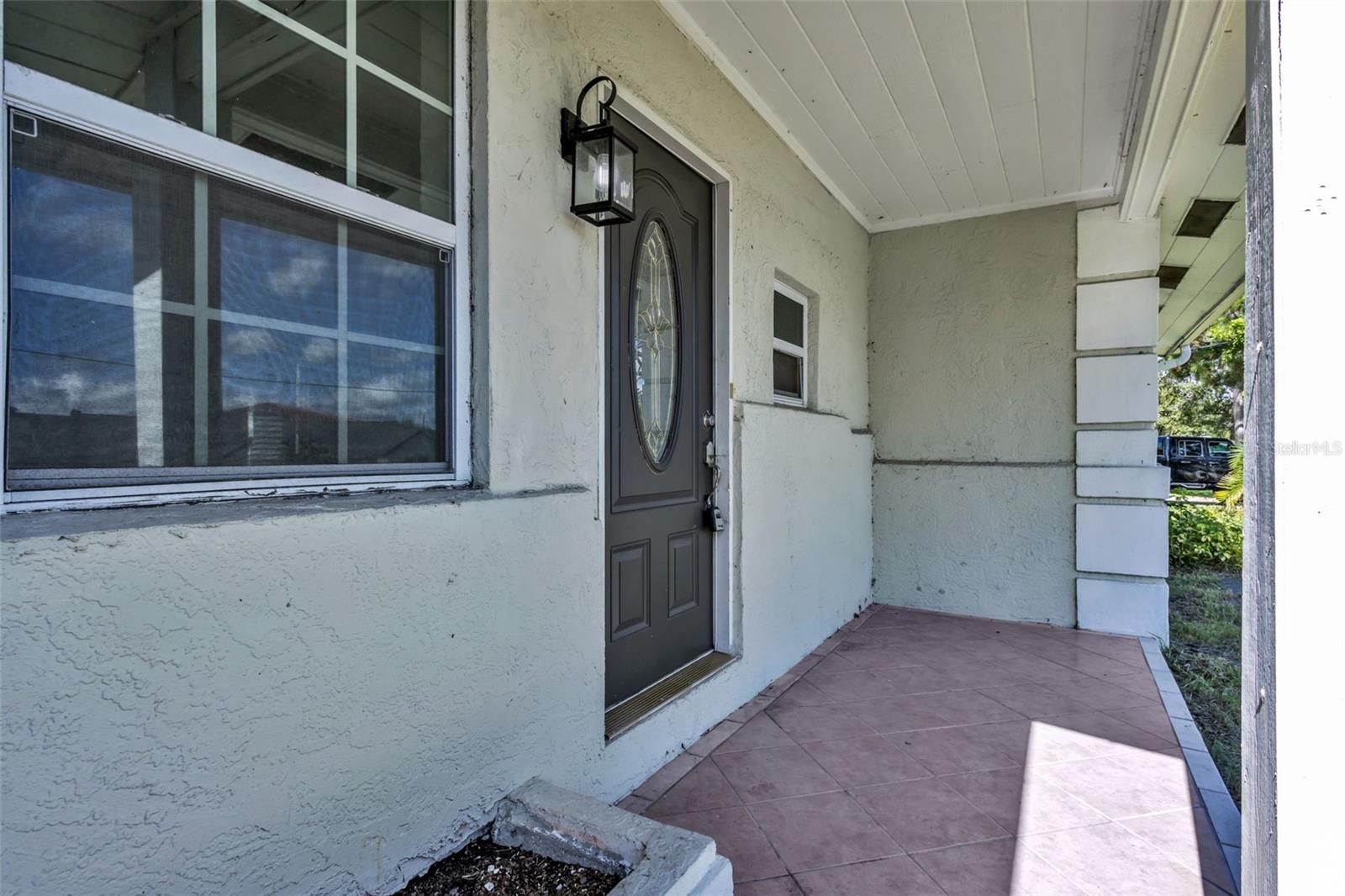 246 Magellan Dr, Sarasota, FL 34243 photo