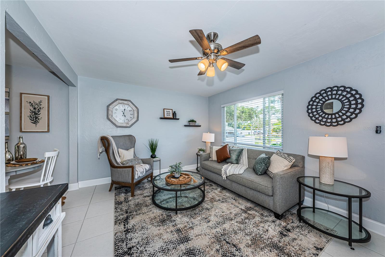 262 40 Ave, Saint Petersburg, FL 33703 photo