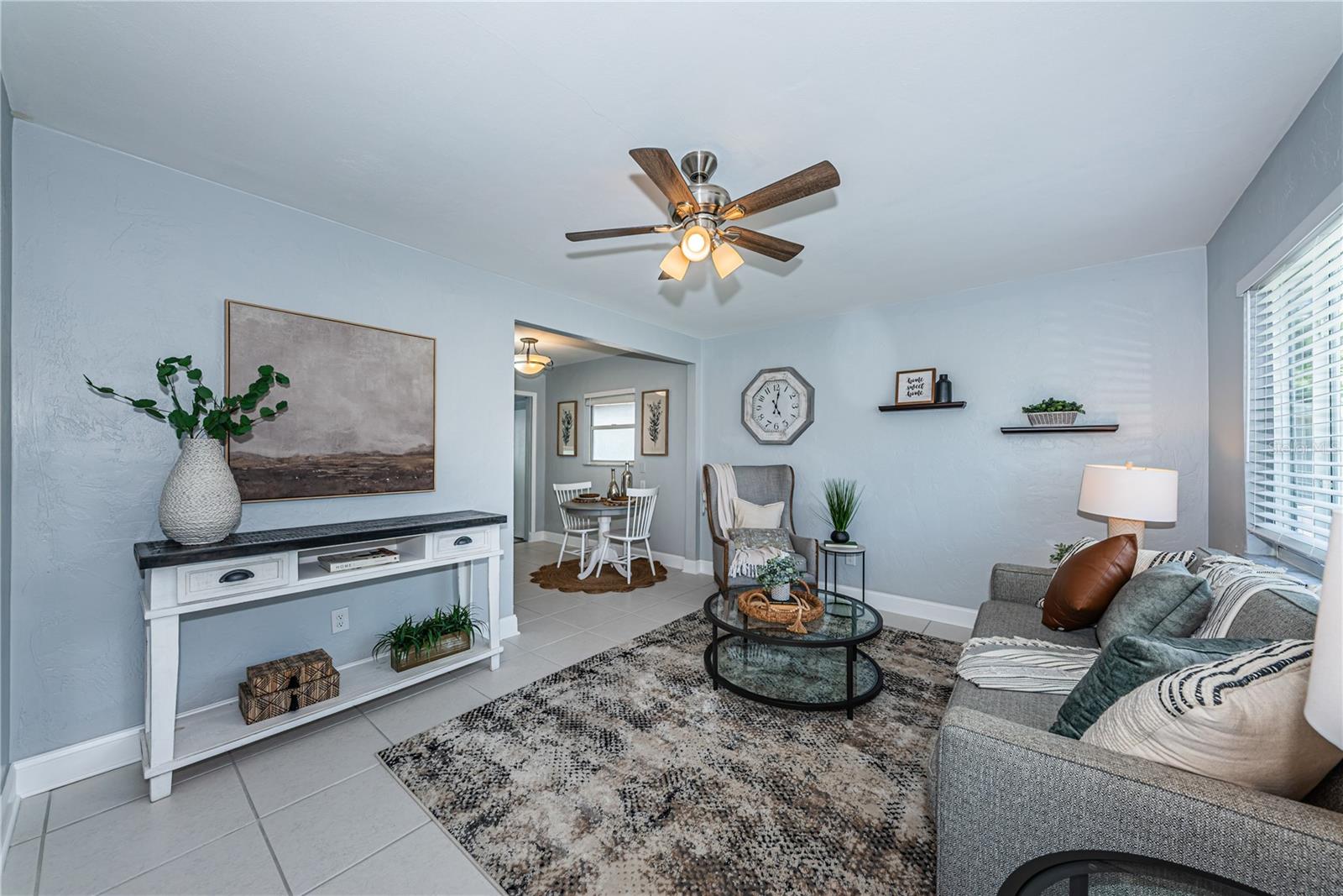262 40 Ave, Saint Petersburg, FL 33703 photo
