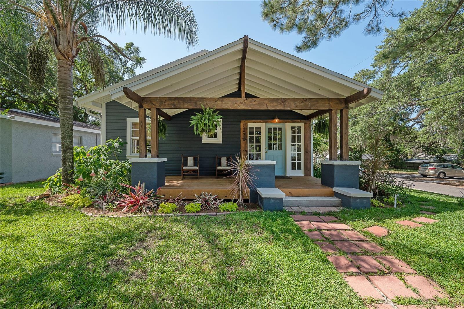 236 W North St, Tampa, FL 33604 photo