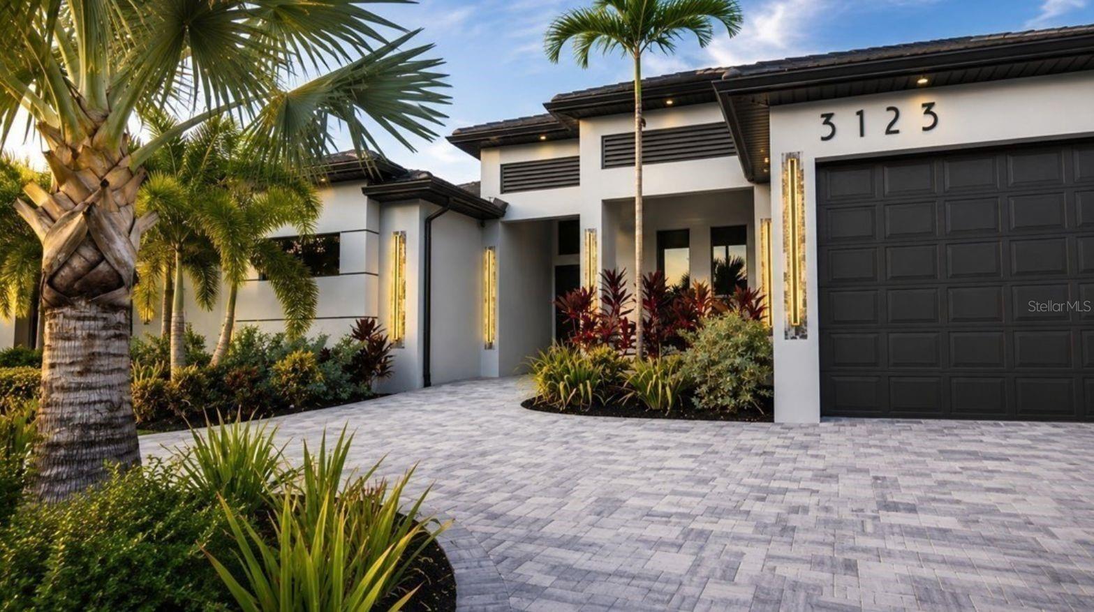 3123 29 Ave, Cape Coral, FL 33914