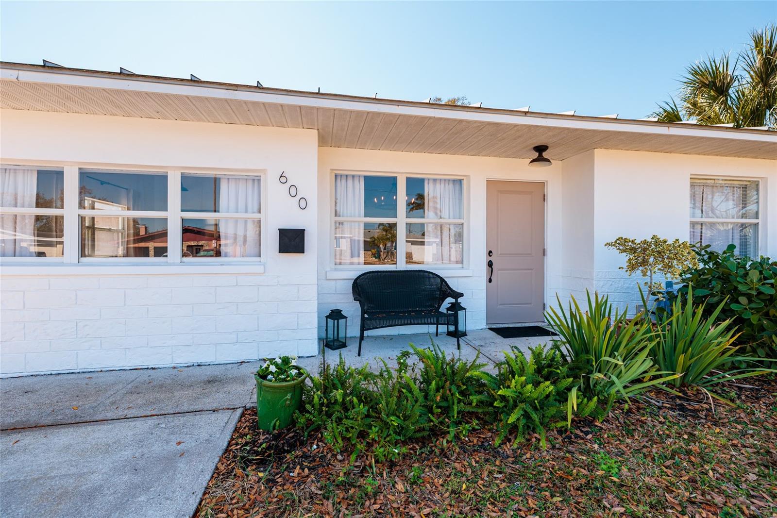 600 74 Ave, Saint Petersburg, FL 33702 photo