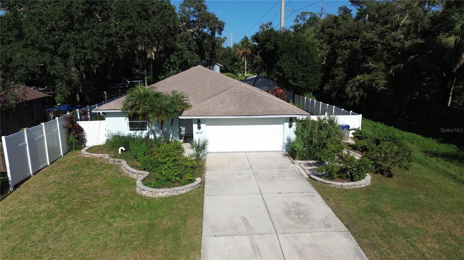 4557 Worcester Rd, Sarasota, FL 34231