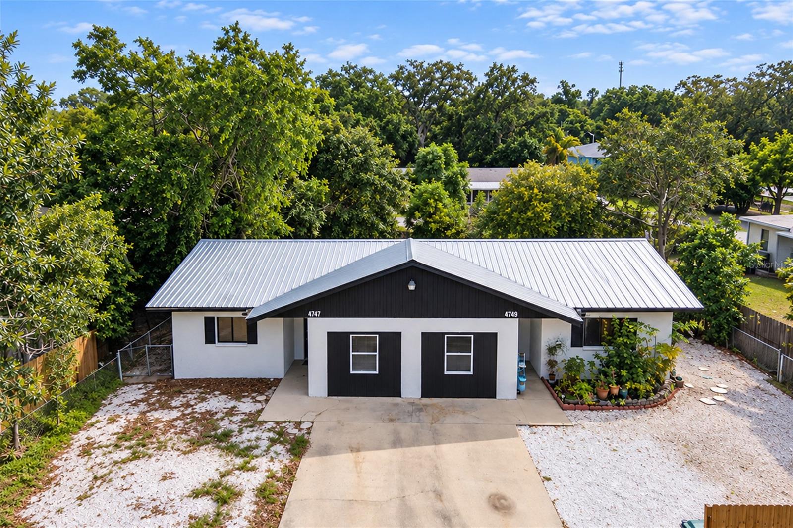 4749 David Ave, Sarasota, FL 34234