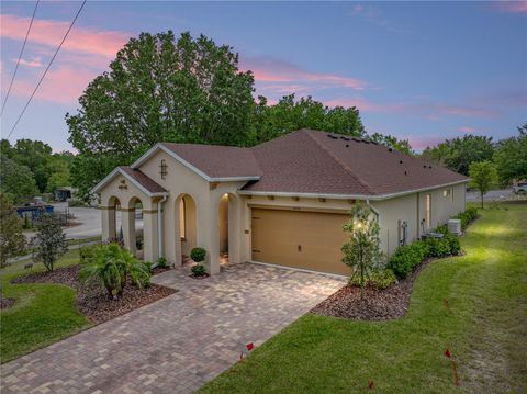 Single Family Residence in DADE CITY FL 14198 THOROUGHBRED DRIVE.jpg