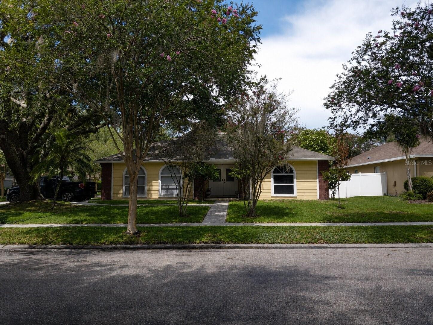 17502 Woodthrush Pl, Tampa, FL 33647 photo