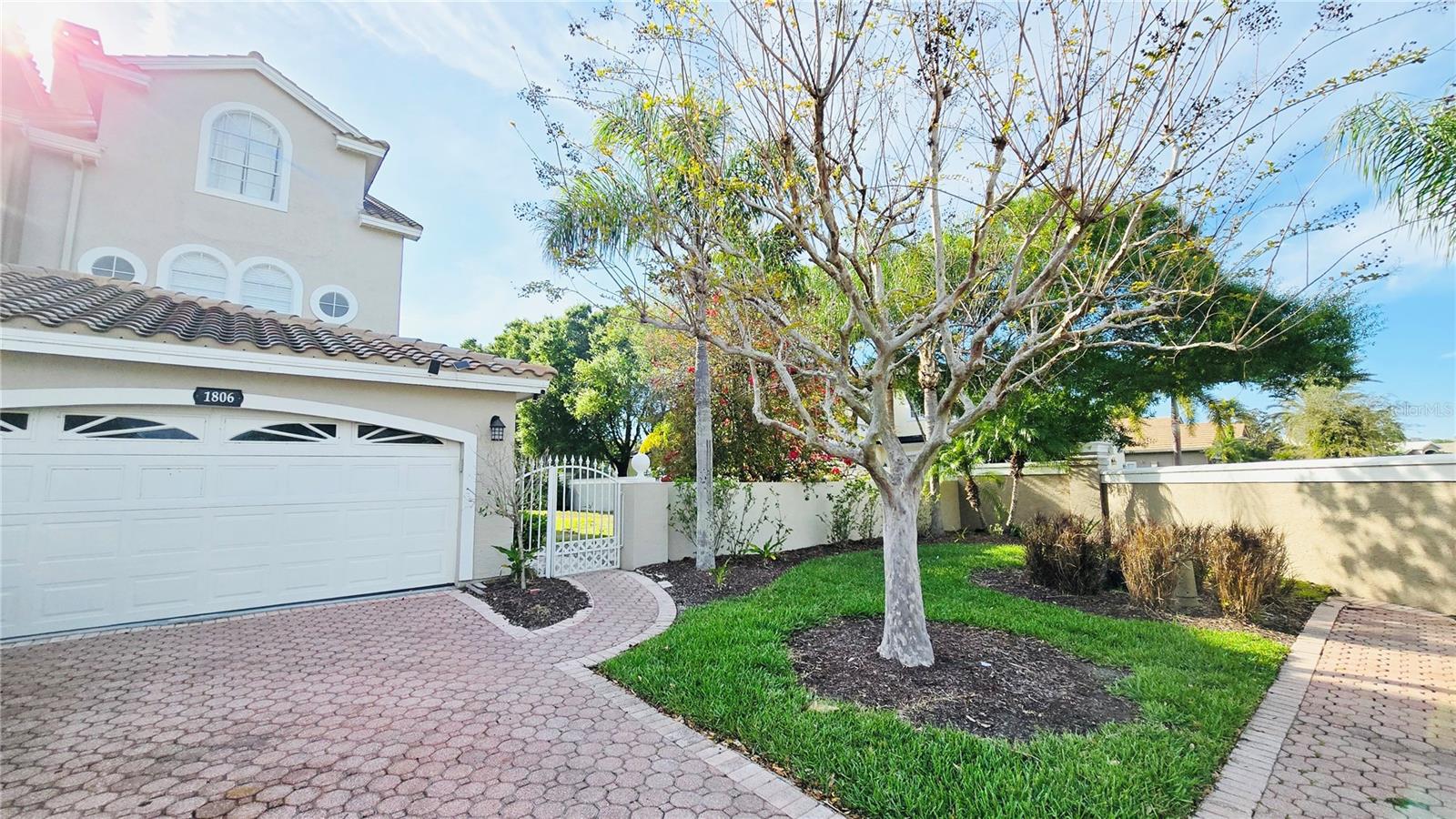 1806 Lago Vista Blvd, Palm Harbor, FL 34685