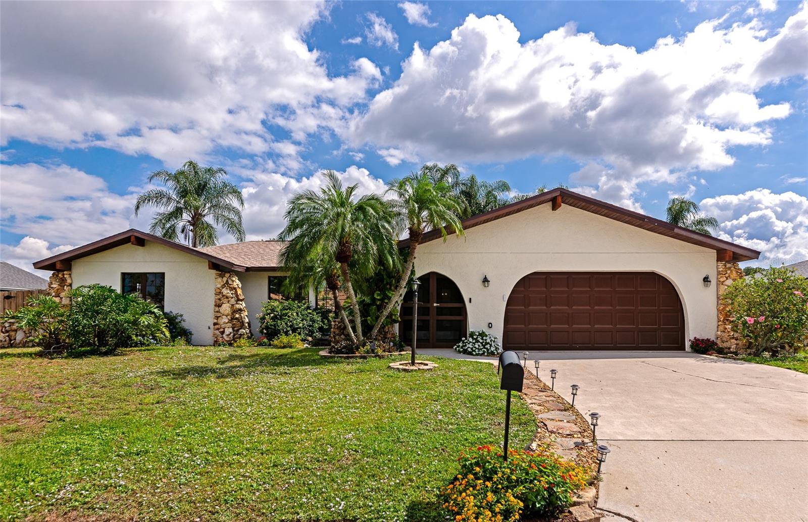 4656 Alexander Pope Ln, Sarasota, FL 34241 photo