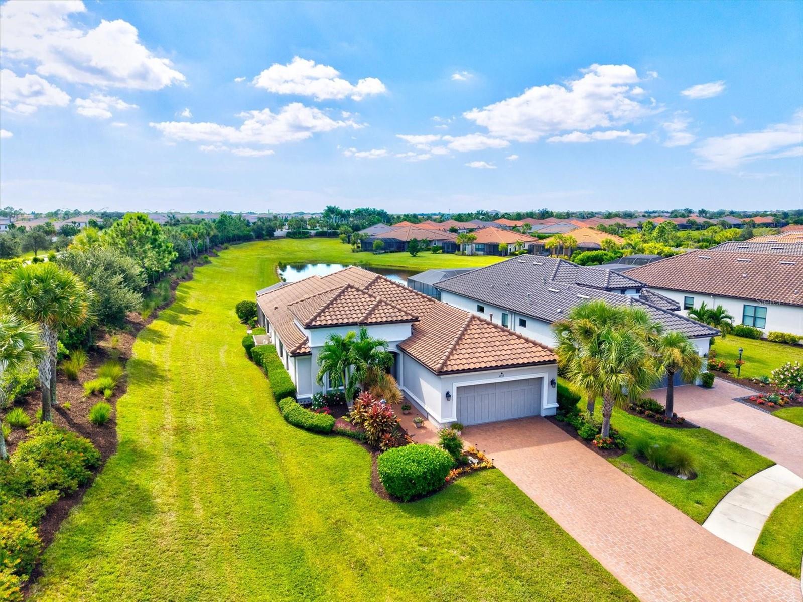 4736 Trento Pl, Bradenton, FL 34211 photo