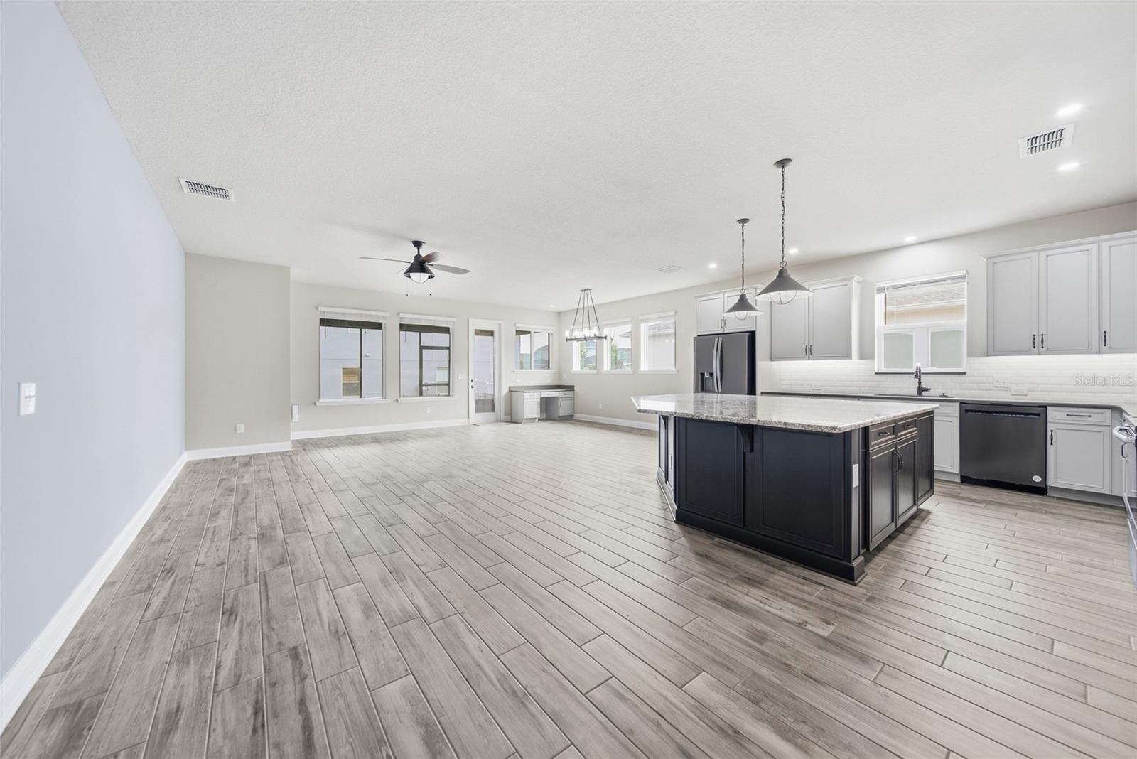 17026 Crestmont Blvd, Clermont, FL 34711 photo