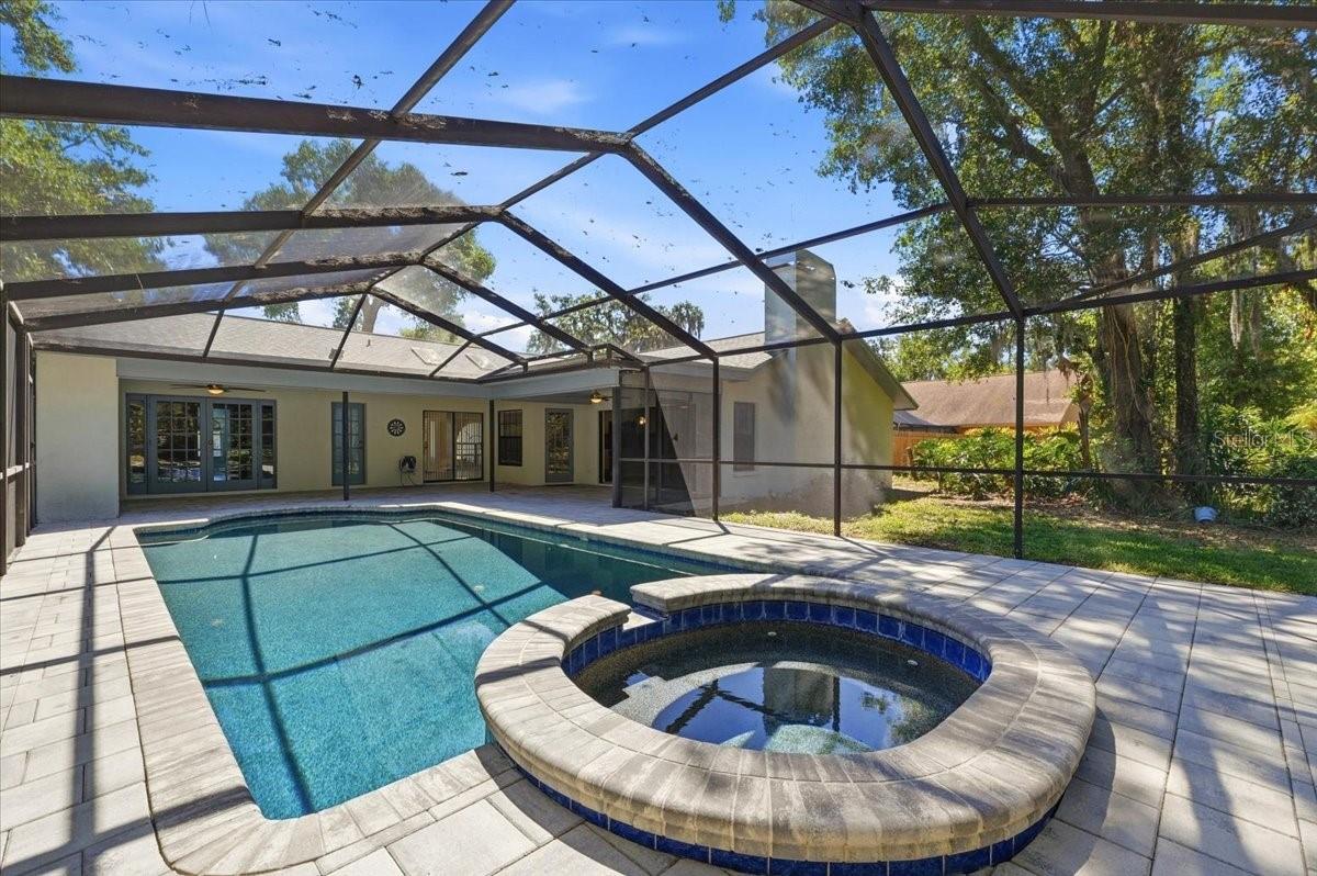 2800 Hammock Dr, Plant City, FL 33566 photo