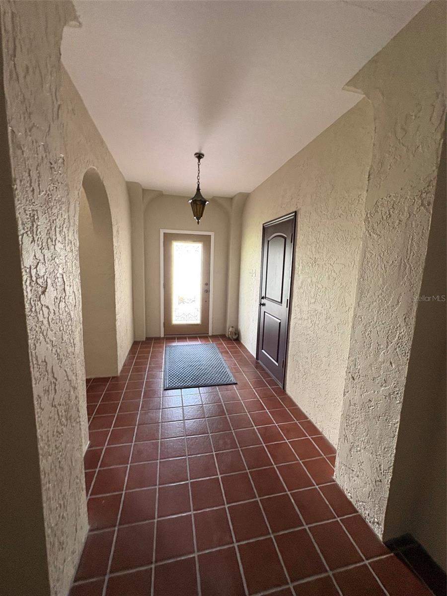 15810 Redington Dr, Redington Beach, FL 33708 photo