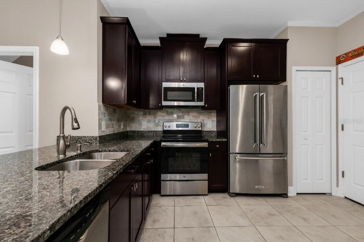 7826 52 Terrace, Bradenton, FL 34203 photo