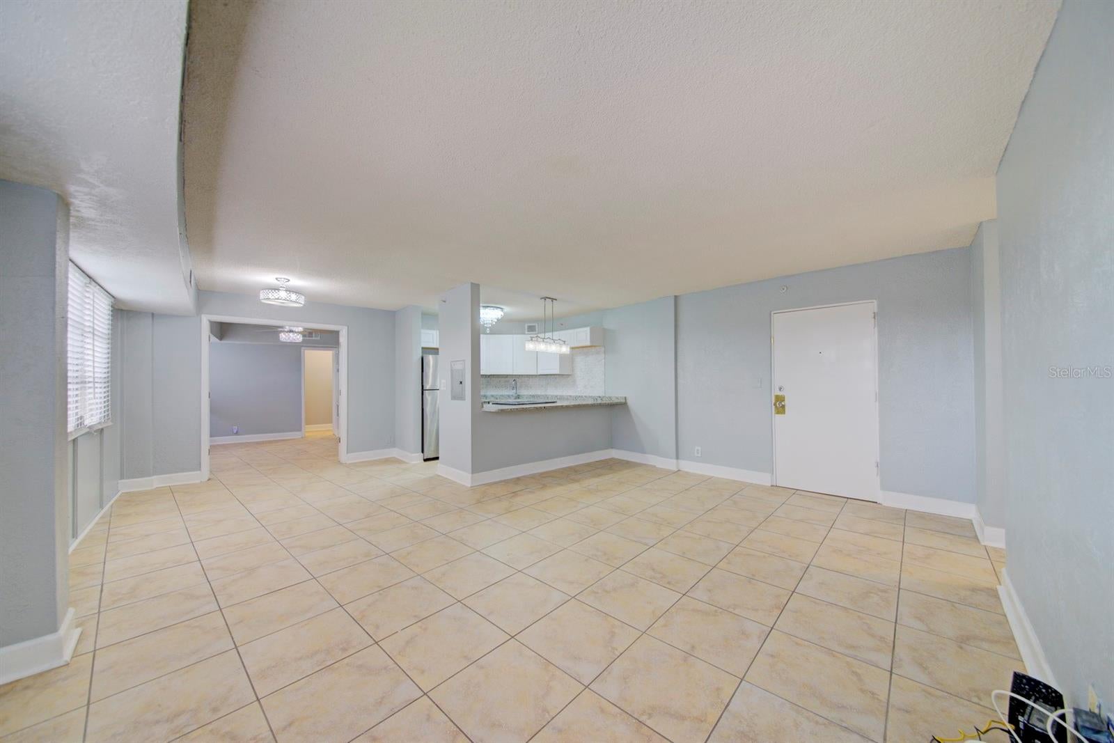 3315 58 Ave #306, Saint Petersburg, FL 33712 photo