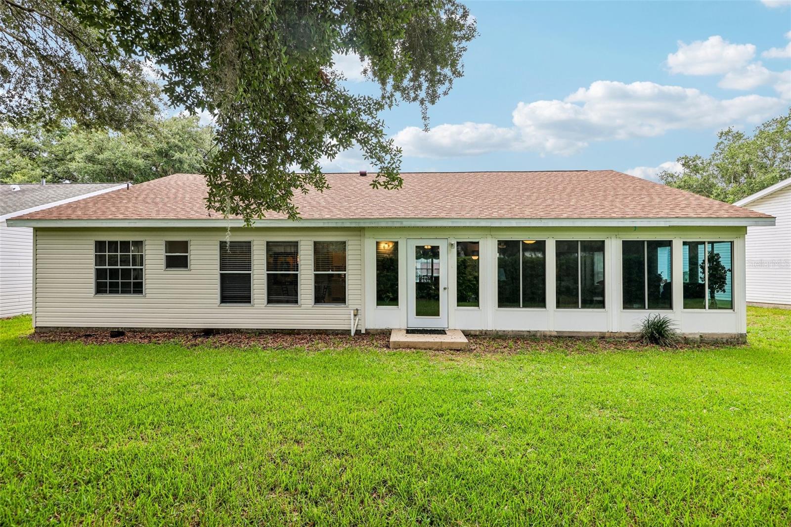 25111 Bonnie Blue Ct, Leesburg, FL 34748 photo