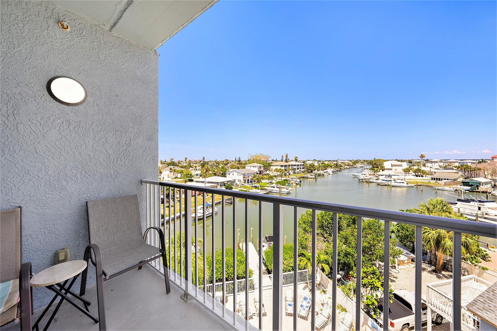 13999 Gulf Blvd #406, Saint Petersburg, FL 33708 photo