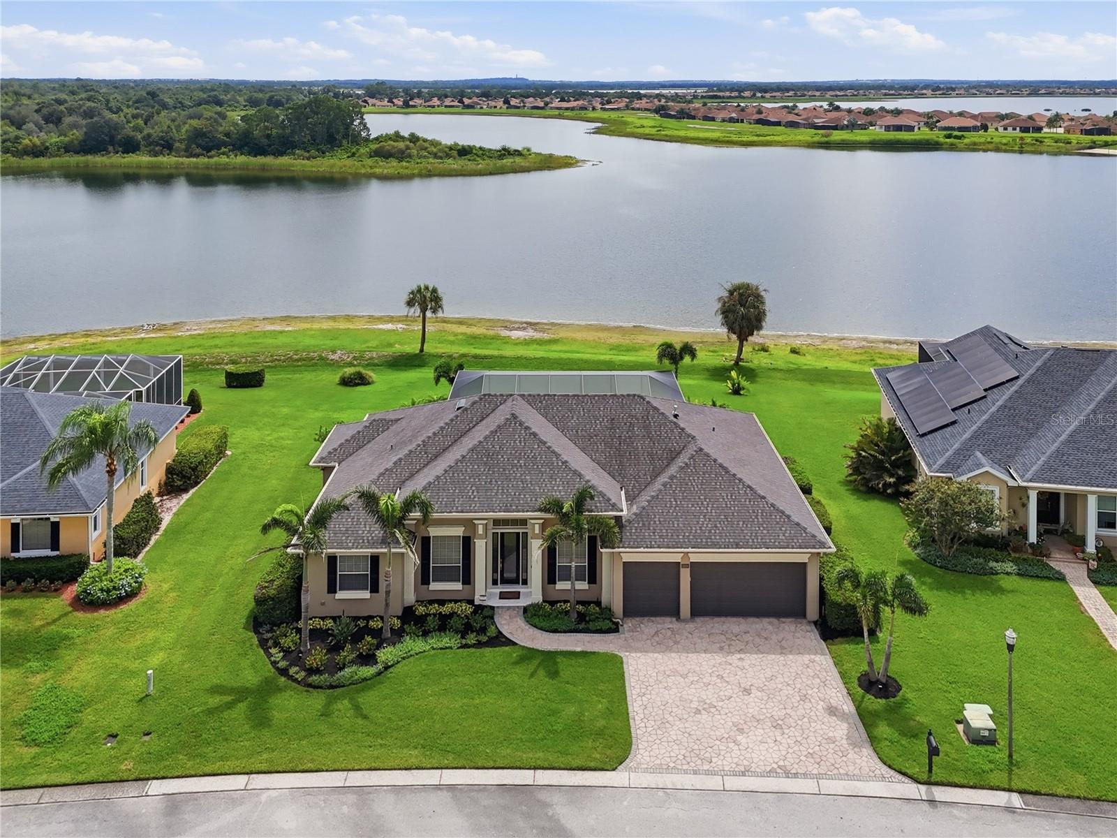 644 Hart Lake Dr, Winter Haven, FL 33884 photo
