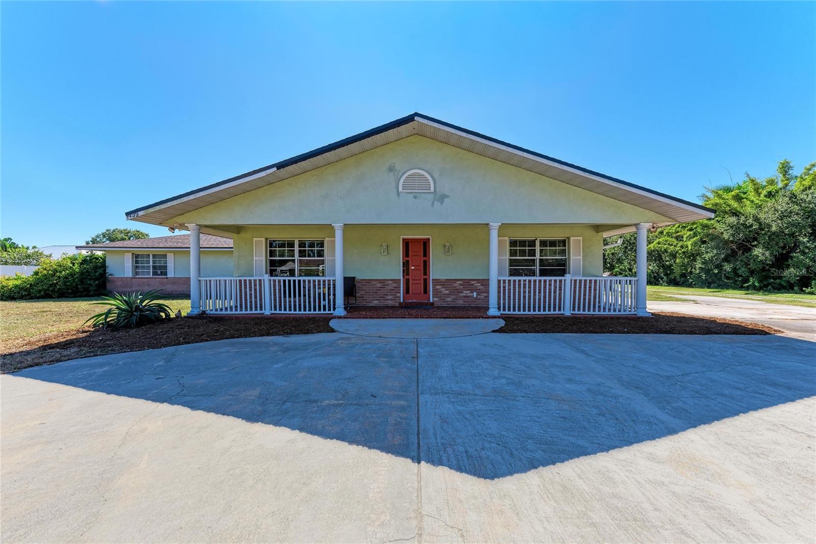 1499 17 St, Palmetto, FL 34221