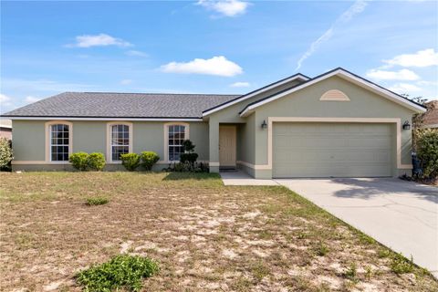 Single Family Residence in WINTER HAVEN FL 367 CLOVERDALE ROAD.jpg