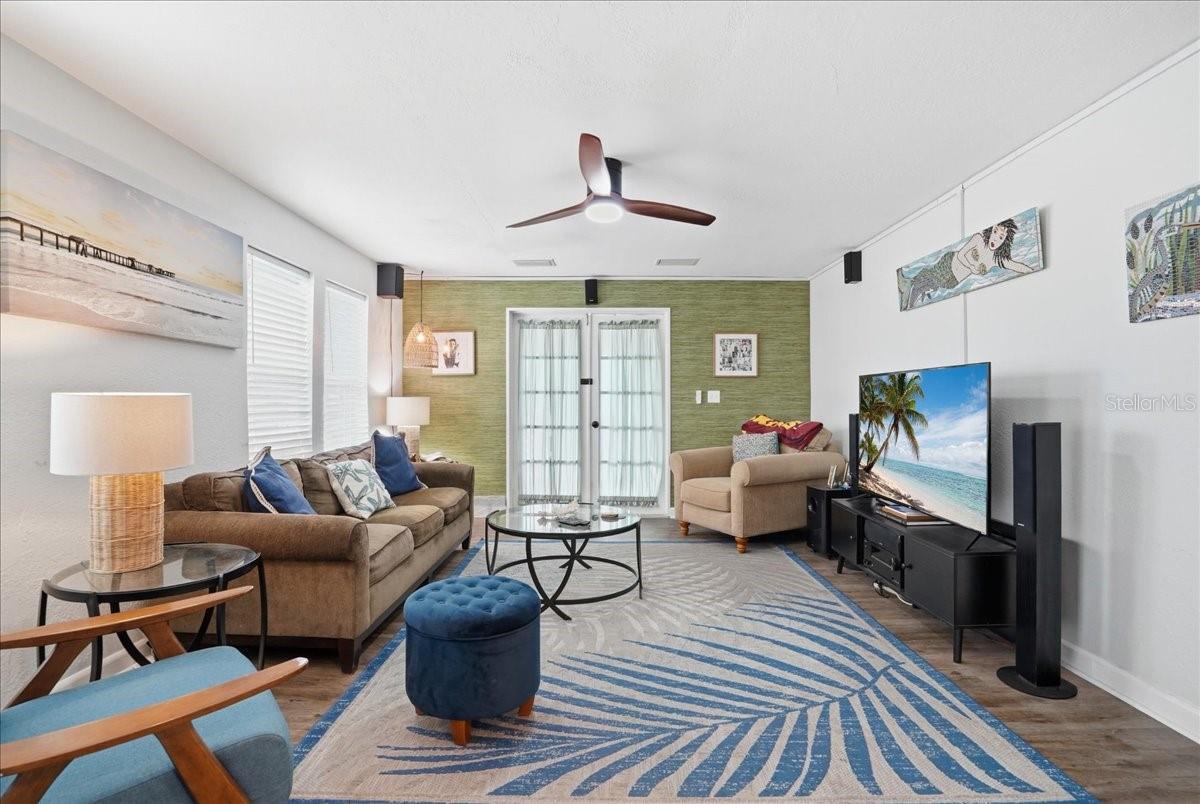 130 86 Terrace, Treasure Island, FL 33706 photo