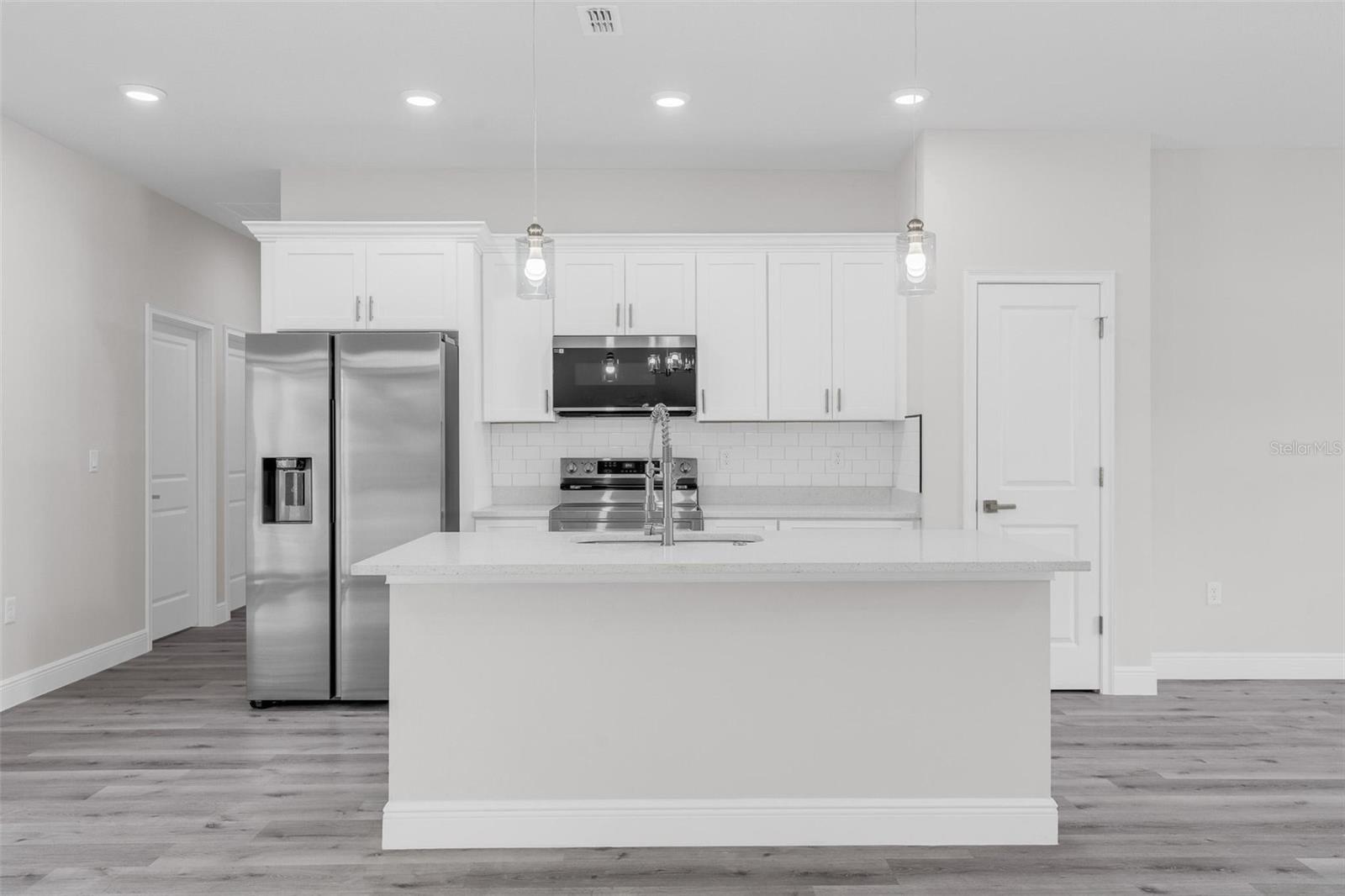 1028 W Citrus Spring Blvd, Citrus Springs, FL 34434 photo