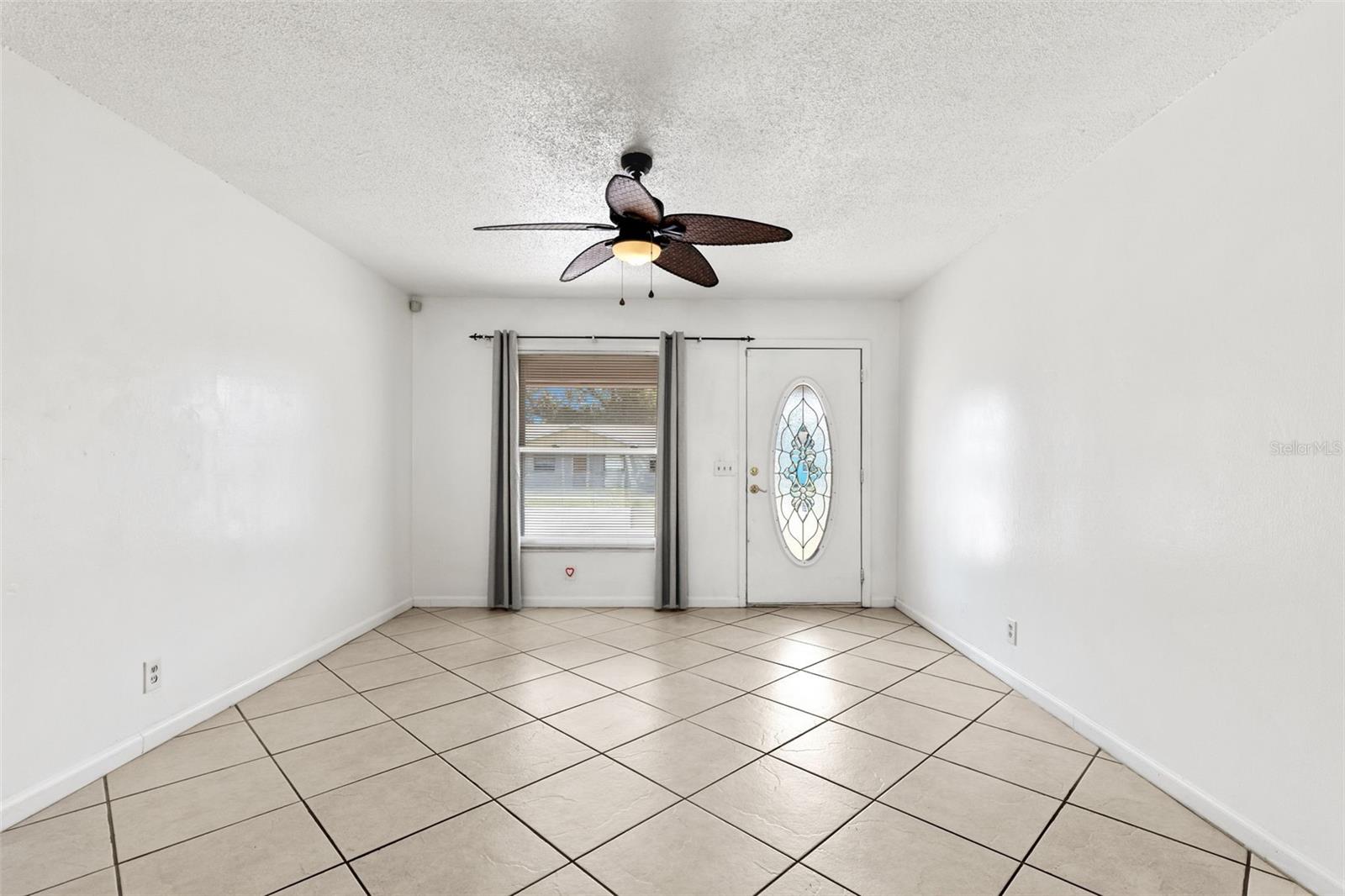 5923 Yorkshire Rd, Tampa, FL 33634 photo