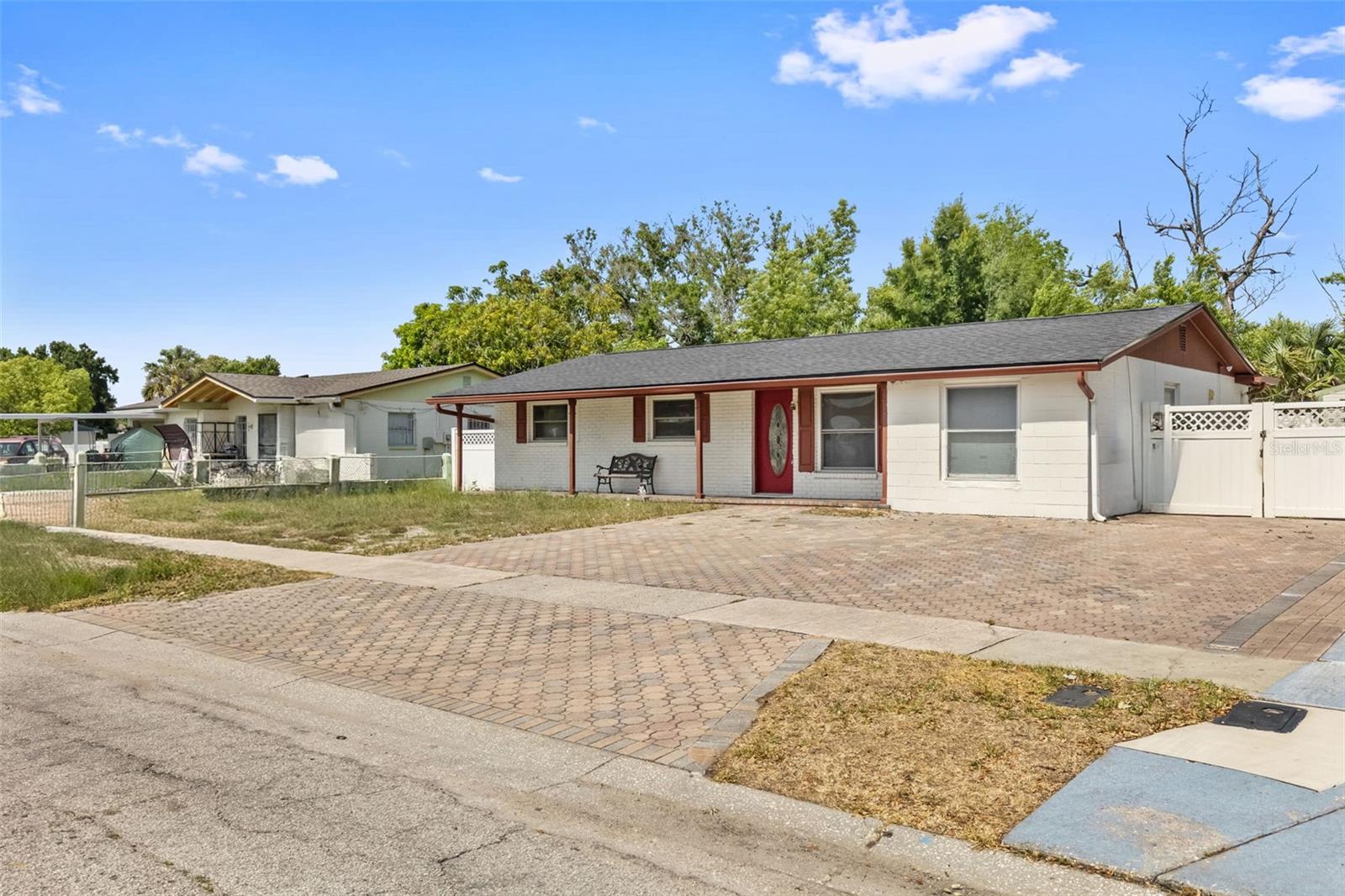 5923 Yorkshire Rd, Tampa, FL 33634