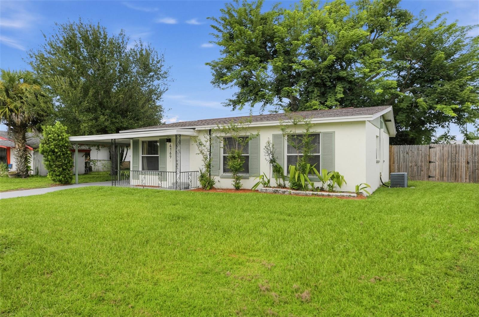 4169 Gaither St, Orlando, FL 32811 photo