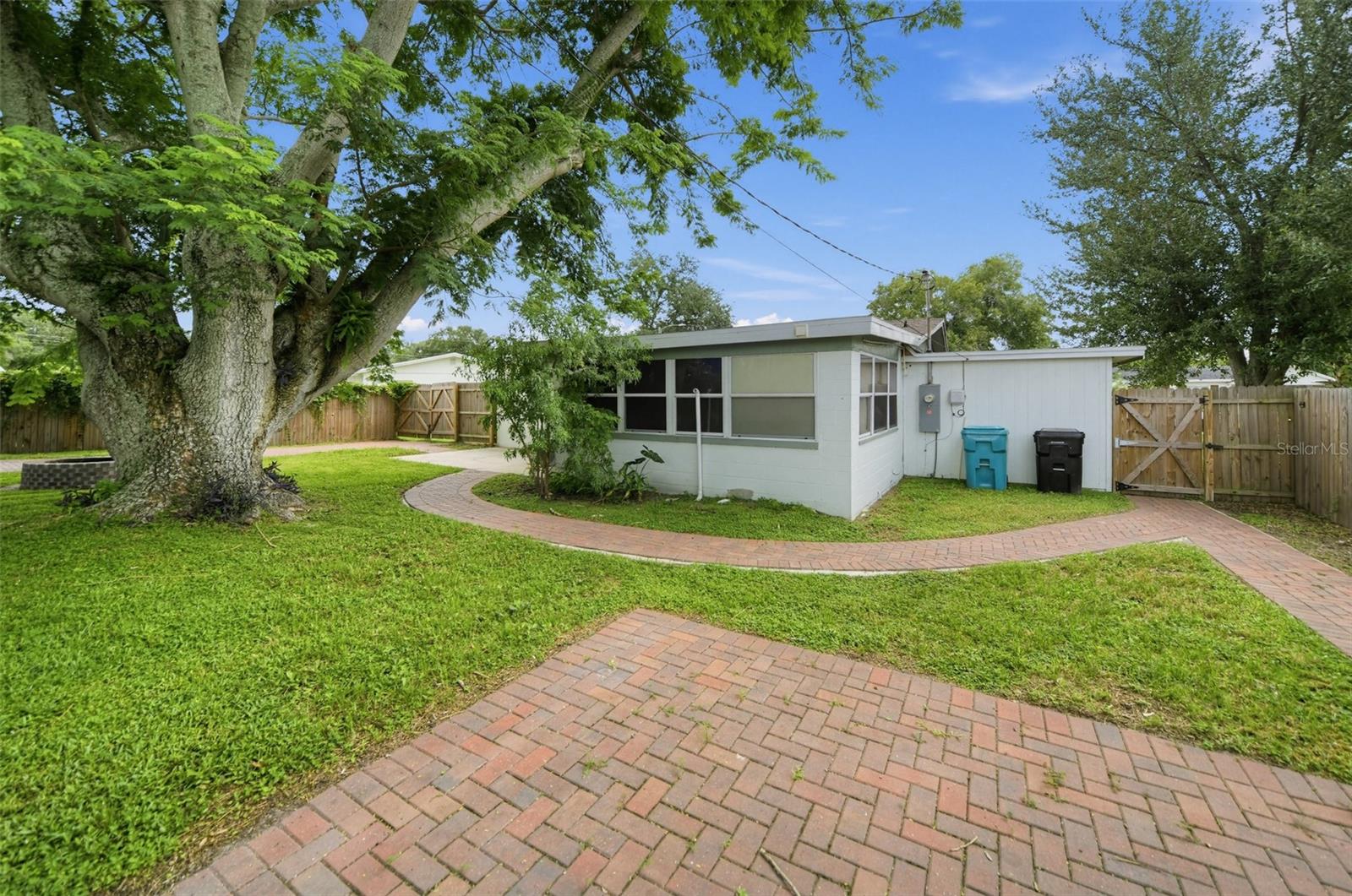 4169 Gaither St, Orlando, FL 32811 photo
