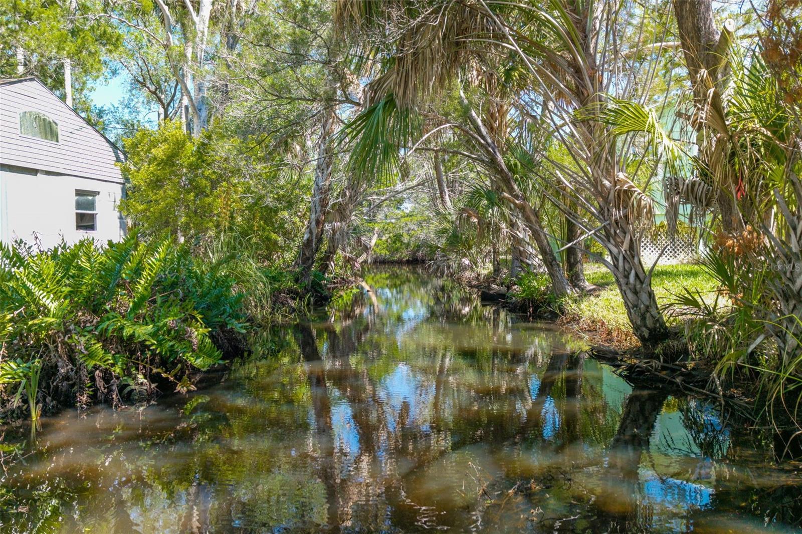 10709 W Halls River Rd, Homosassa, FL 34448 photo