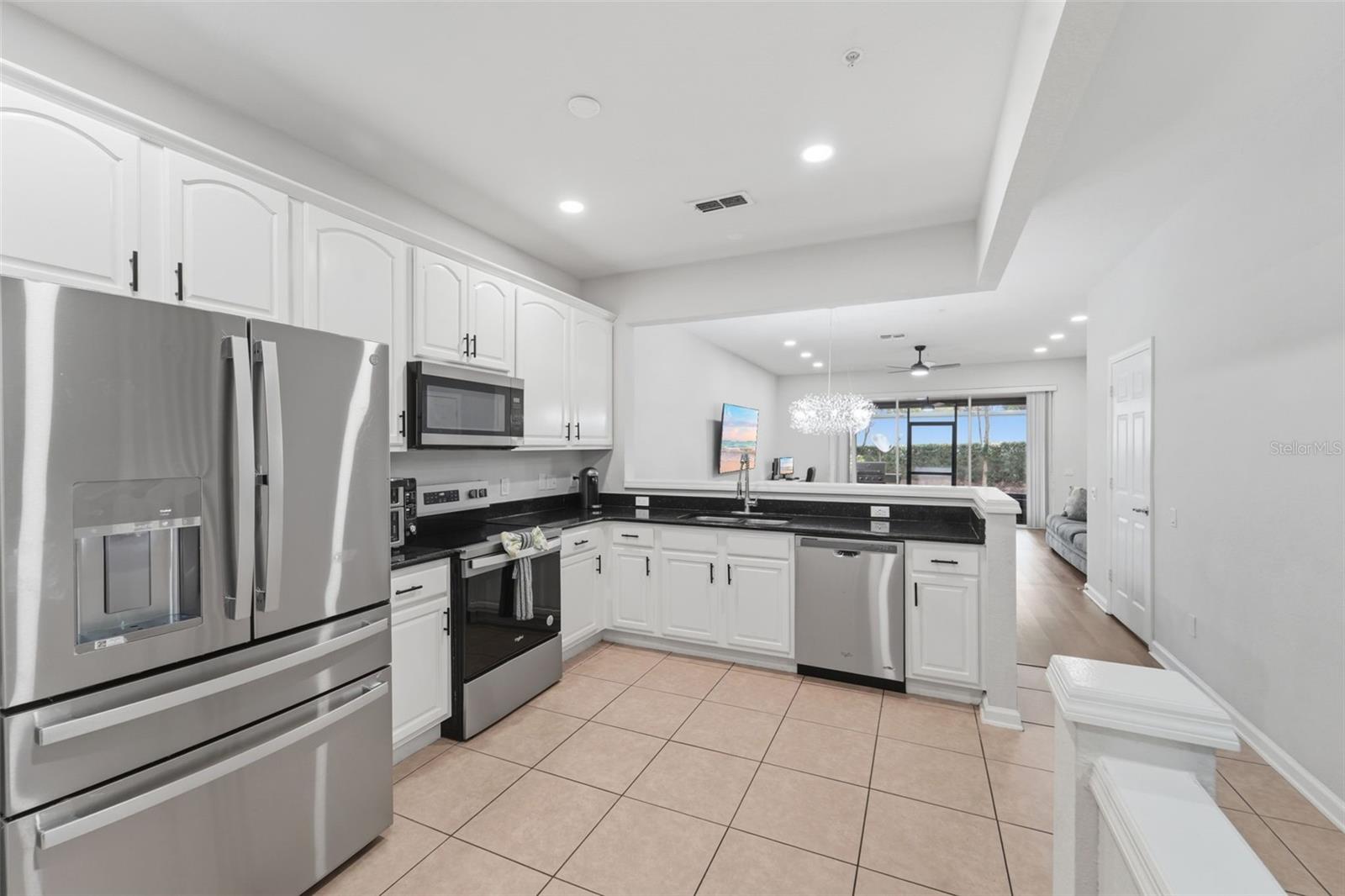 6843 Sperone St, Orlando, FL 32819 photo