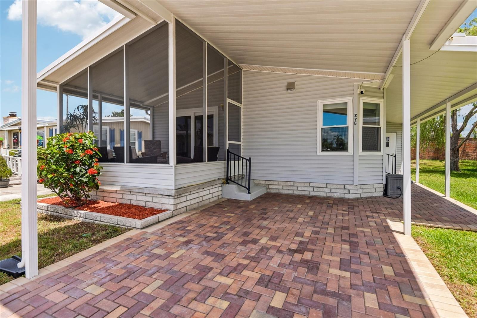 276 Pelican Dr, Oldsmar, FL 34677 photo