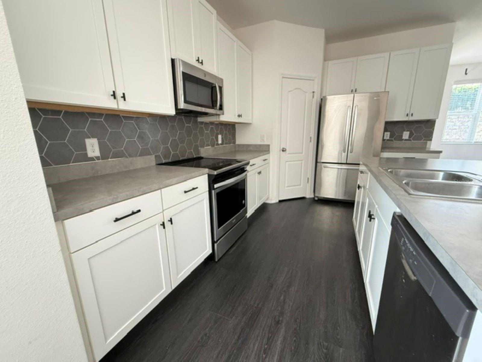 9704 Early Loop, Groveland, FL 34736 photo