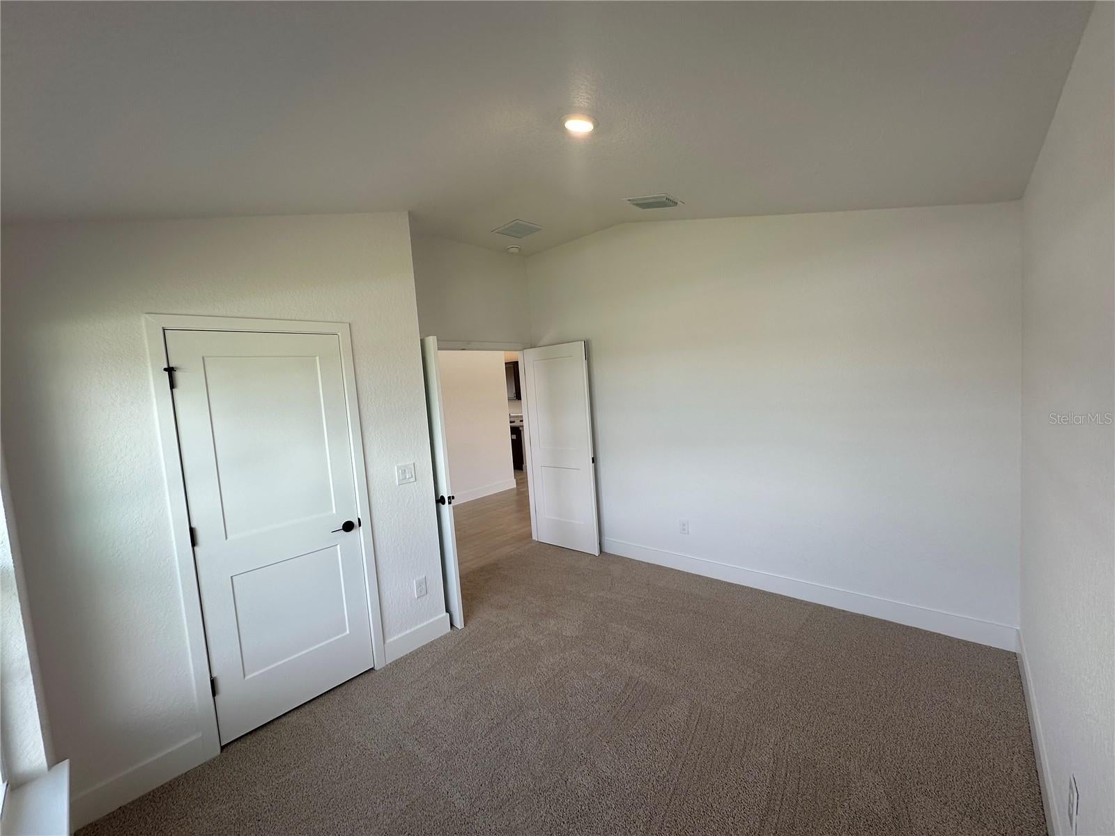 12606 NE 48 St, Oxford, FL 34484 photo