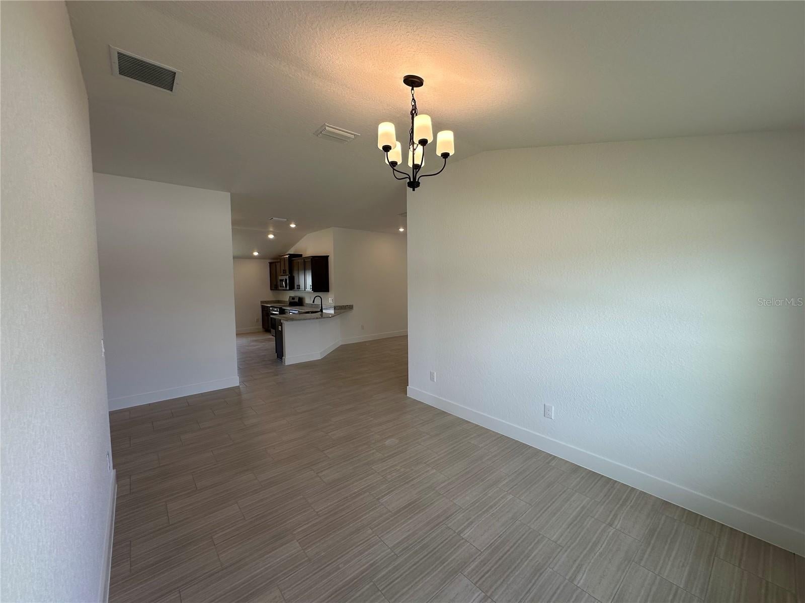 12606 NE 48 St, Oxford, FL 34484 photo